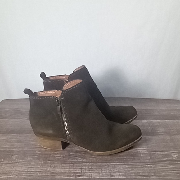 Lucky Brand Dark Green Suede Basel Ankle Bootie Side 7M - Picture 1 of 8